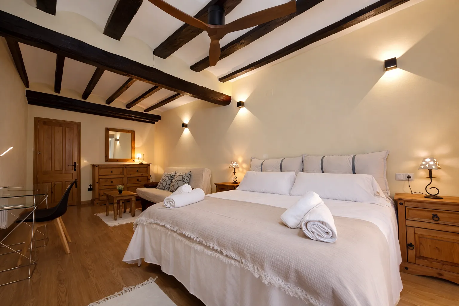 Habitaciones confortables y espacios pensados para profesionales - imagen 3