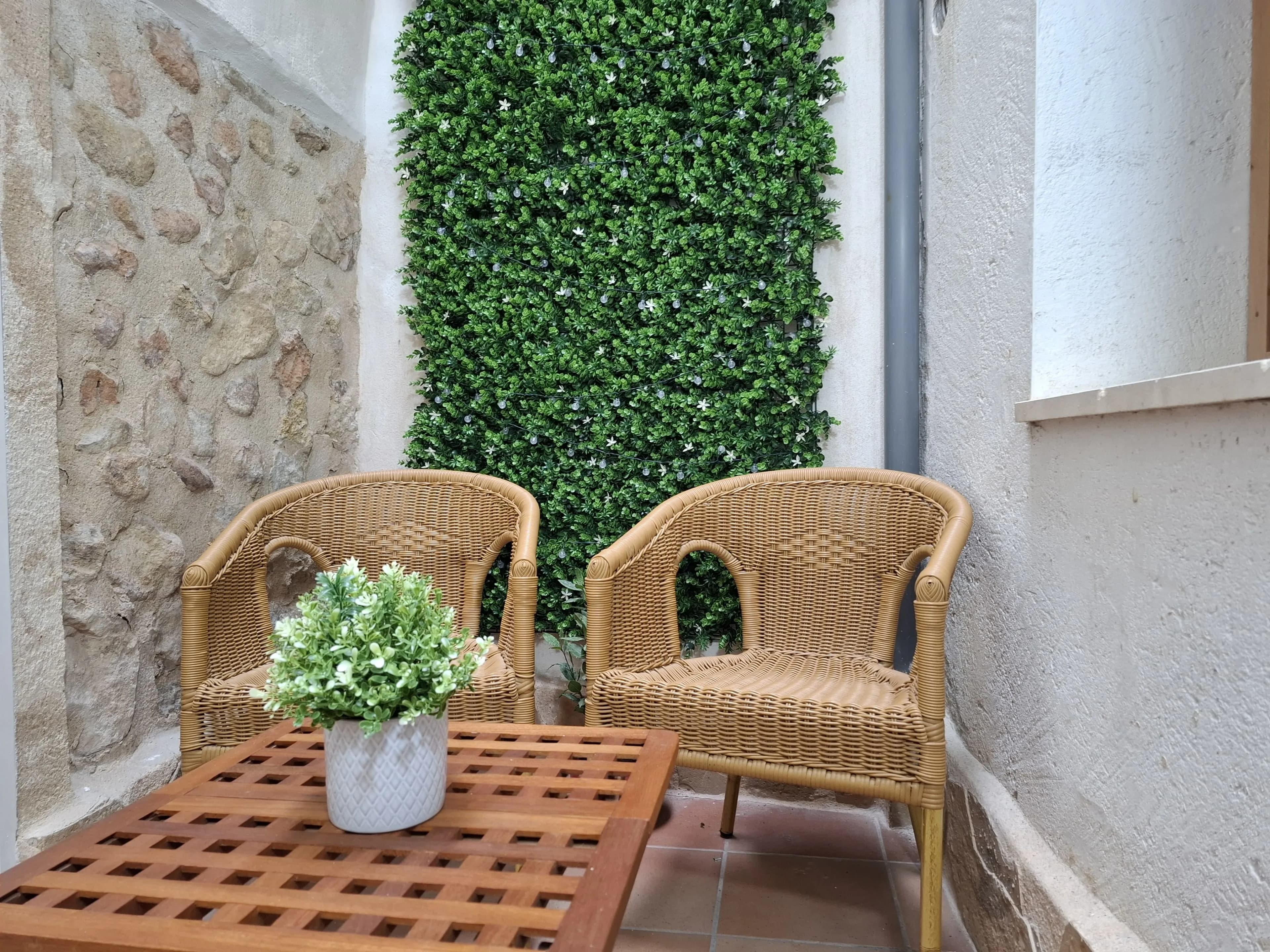 Un espacio privado y versátil en el corazón de la montaña alicantina - imagen 4